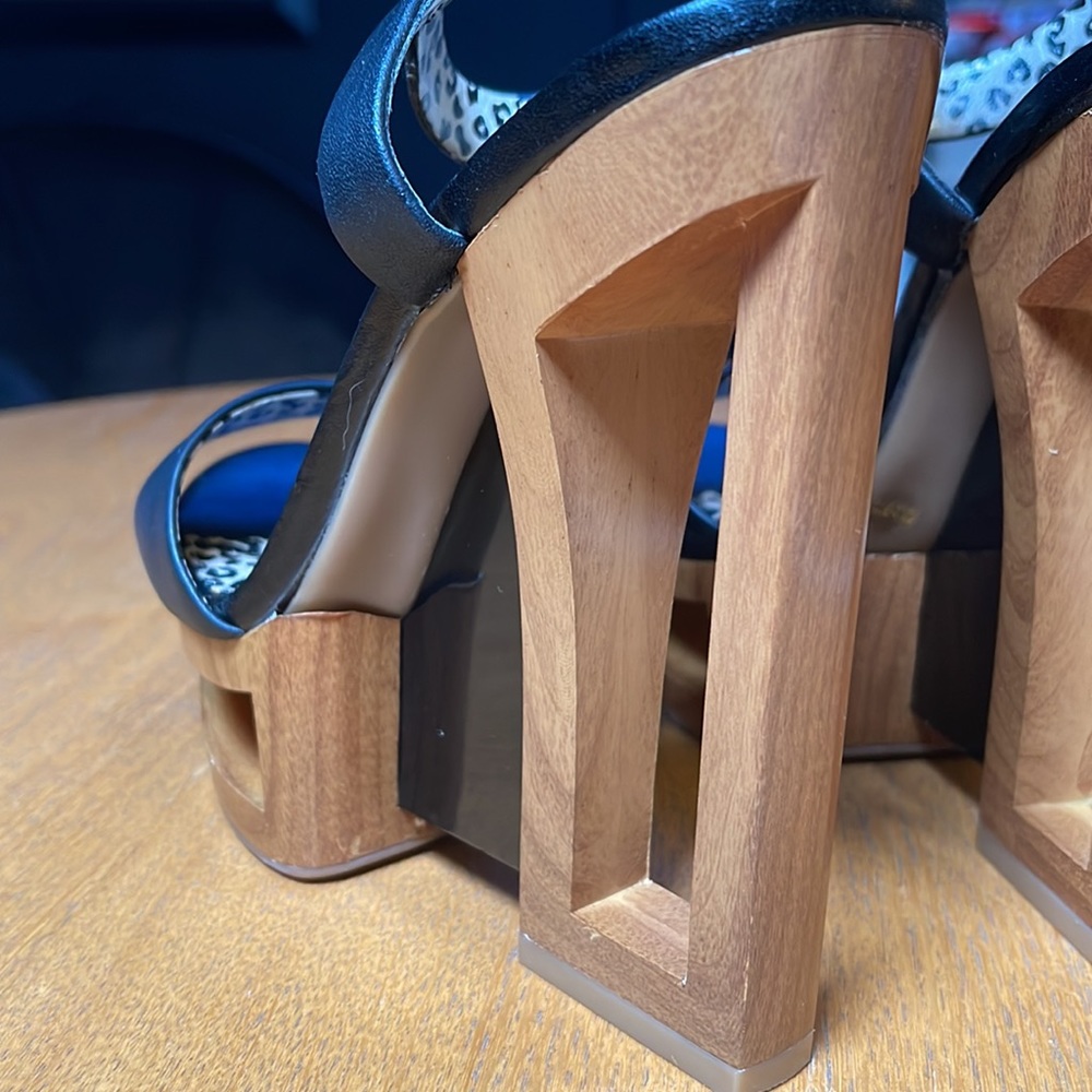 Jessica Simpson black and cheetah wooden heels sz 6.5 - Picture 6 of 9